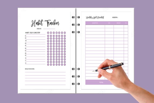 mockup 7 Printable Budget Planner-DP010
